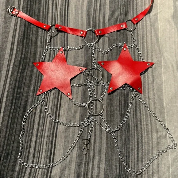 Red Star Chain Harness - Picture 2 of 4